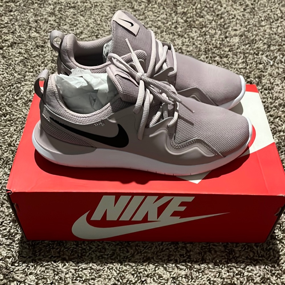 Womens Nikes